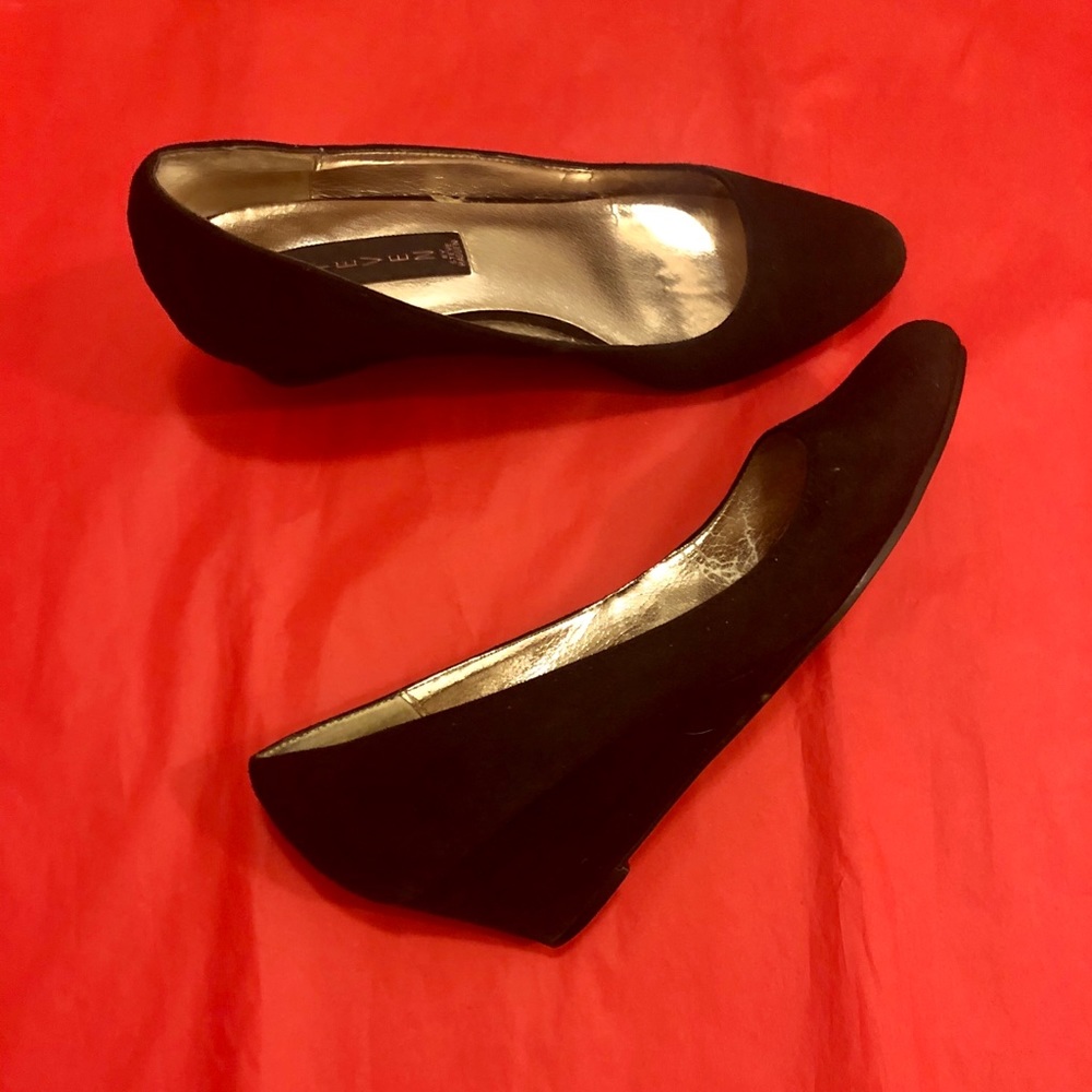 Steven By Steve Madden Black Suede Wedges 7 1/2